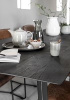 Dining table Shape rectangular black_Detail 1