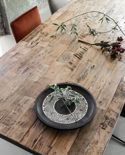 ML 430846 Plate Tribal Black_sfeer2