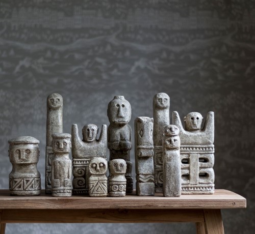 ML 980010 - ML 980011 - ML 980024 - ML 980037 Ethnic statues