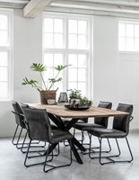 Curves dining table - RI 200013 Side chair Delaware_Sfeer