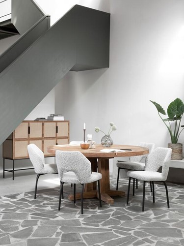 CL 582761 Castello dining table-ML 749514 Bloom side chair Boucle light grey