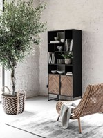 ML 252831 Lounge chair Cinque Terre + CC 206100 Bookcase_Sfeer