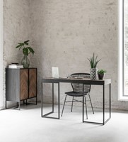 CC 206400 Dresser No.1 + CC 206880 Writing desk + ML 246717 Side chair Bahamas Loom_Sfeer 1