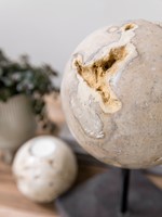 ML 325904 Object Ball Cheese Stone_Detail
