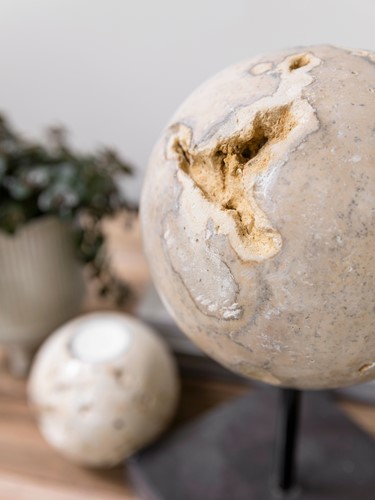 ML 325904 Object Ball Cheese Stone_Detail