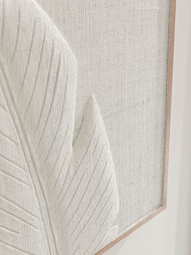 ML 426589 Wall Panel Indian Banana Leaf_Detail