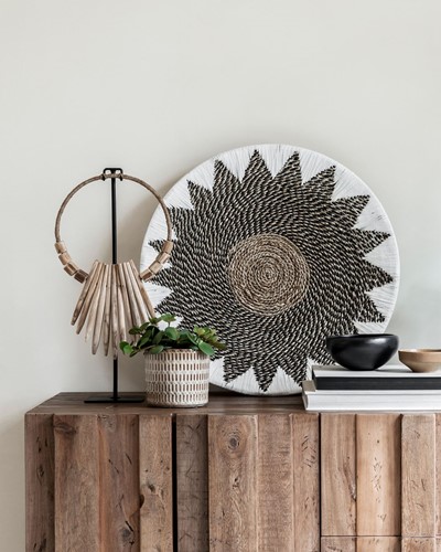 ML 445980 Wall panel Star + ML 890914 Decorative wooden necklace_Sfeer
