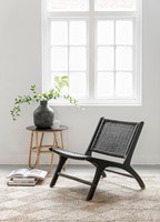 ML 450432 Lounge chair Lazy loom black + ML 520021 Side table Buenavista_Sfeer