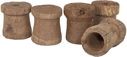 ML 490440 Antiques Toba side table