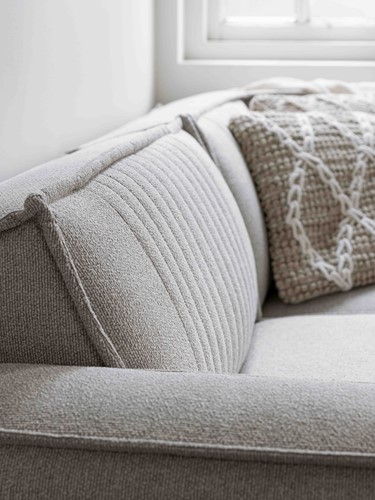 ML 587510 Rally love sand_detail