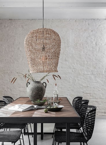ML 890810 Pendant lamp Formentera + CC 206816 Dining table + ML 246717 Side chair Bahamas Loom_Sfeer