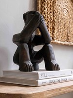 ML 890947 Say nothing statue_sfeer