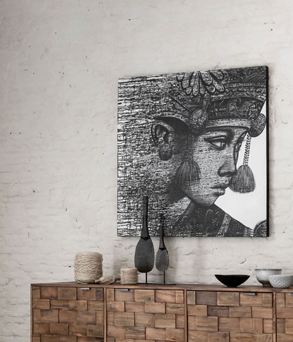 ML 904003 Balinese girl Komang - ML 310142 Sideboard Blockx_Sf 1