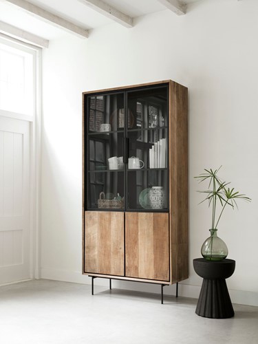 MP 204025 Showcase Metropole small - ML 456001 Trophy_Sfeer 3