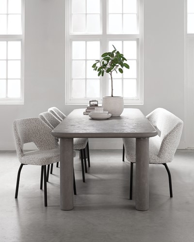 SC 180742 Dining table Clio - ML 749534 Bench Bloom - ML 749514 Side chair Bloom_Sfeer 2