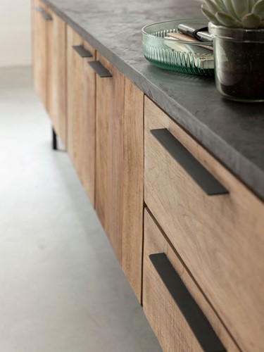 SO 250136 TV stand Soho large_Detail