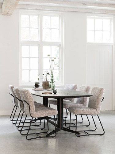 SO 251527 Dining table Soho MORTEX - ML 750052 Side chair Zola_Sfeer 1