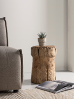 ML 490440 Antiques Toba side table_sfeer2