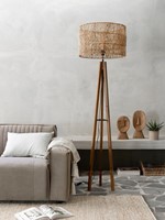 ML 833565 Porto Cristo floorlamp natural_ML 396801 Es Cubells lampshade-ML Rally sofa_sf2