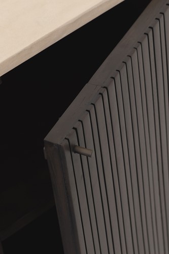 MR 365312 Maroon dresser